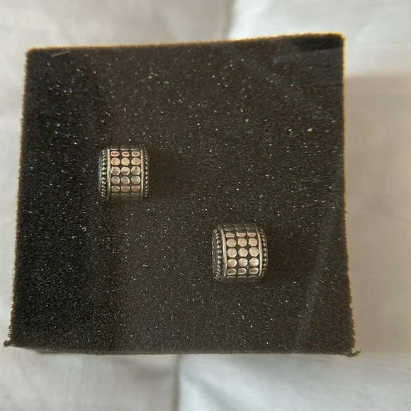 John Hardy Earrings - Picture 3 of 8